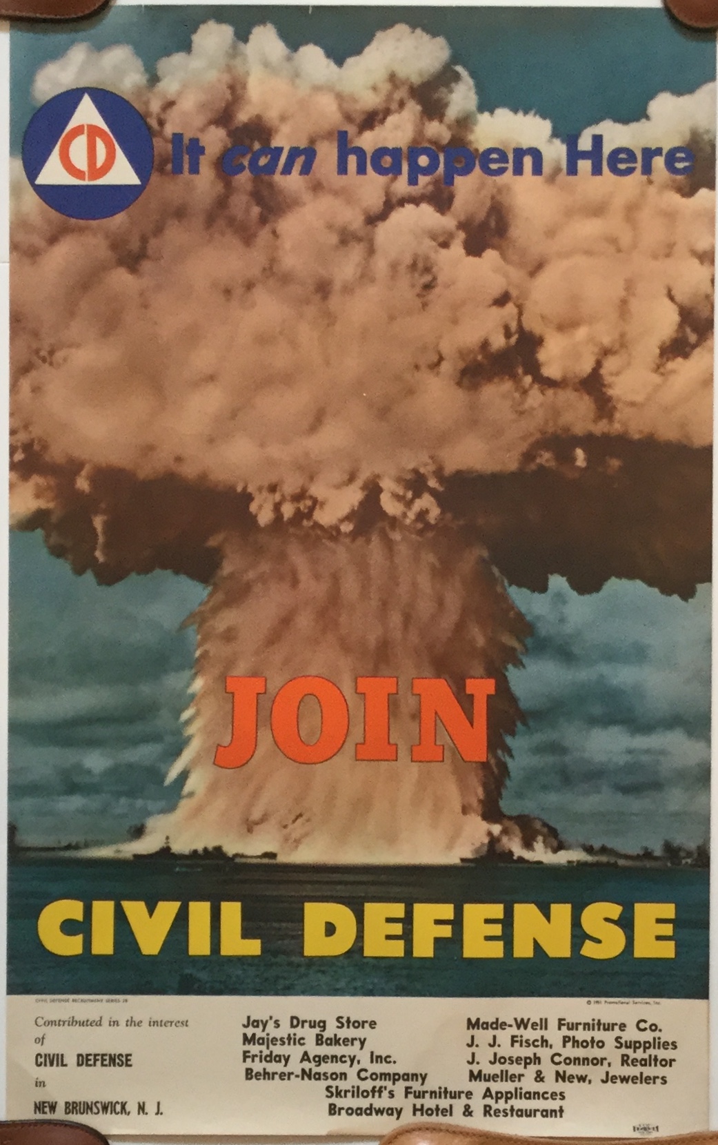 J426	IT CAN HAPPEN HERE - JOIN CIVIL DEFENSE